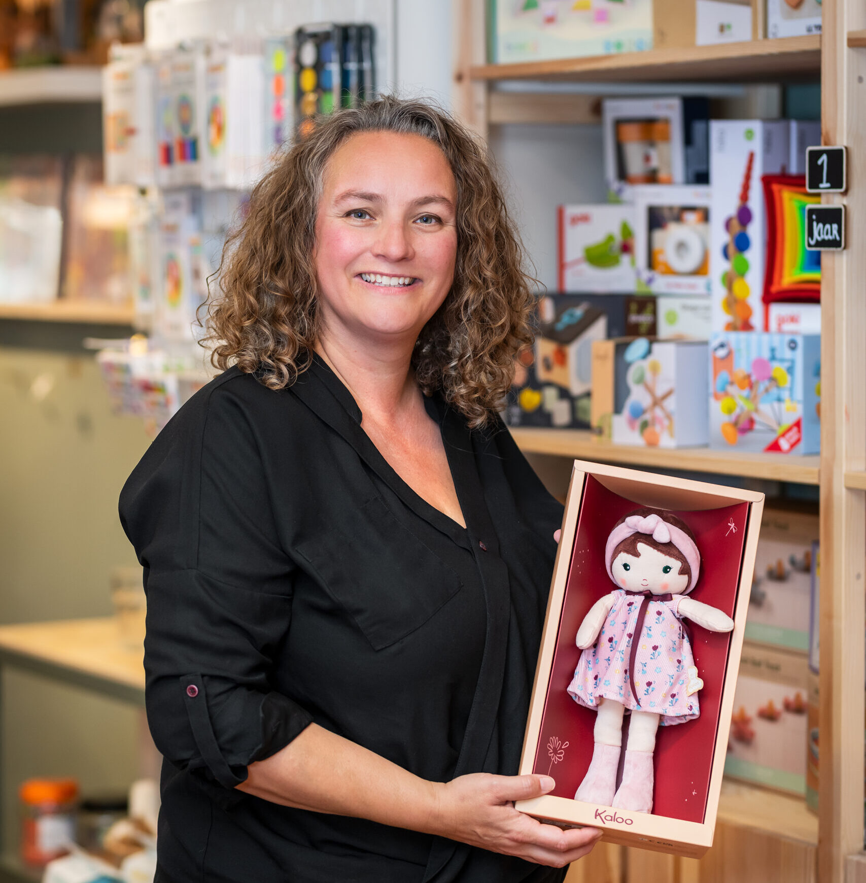 De grote Wolf speelgoed winkel in Nuenen, Vera Wolf - De Groot